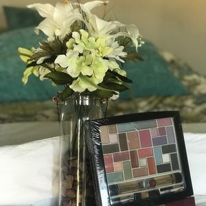 Brand New Makeup Pallet